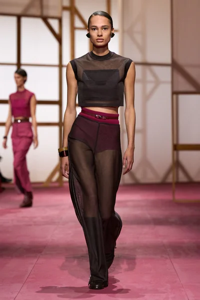 Look 33